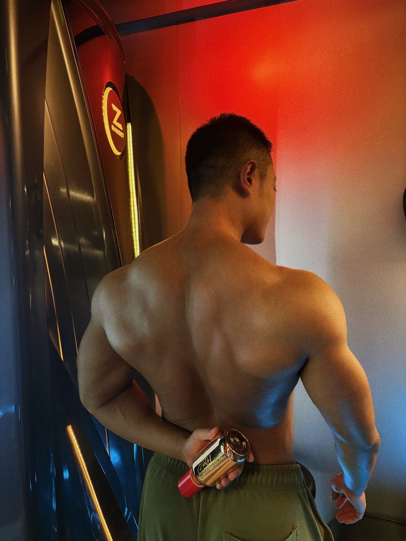 光有引力SUNBUDDY 依曬 - 紅寶石定黑曜石？ 你嘅理想膚色關鍵 就喺支精華度