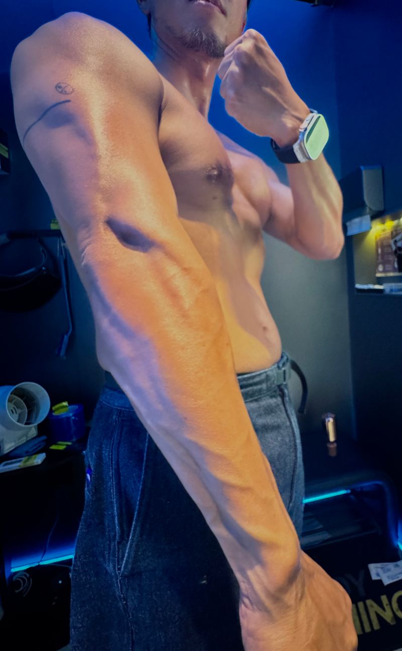 光有引力SUNBUDDY 依晒 - 美黑后，如何让妆容与肤色“无缝衔接”？