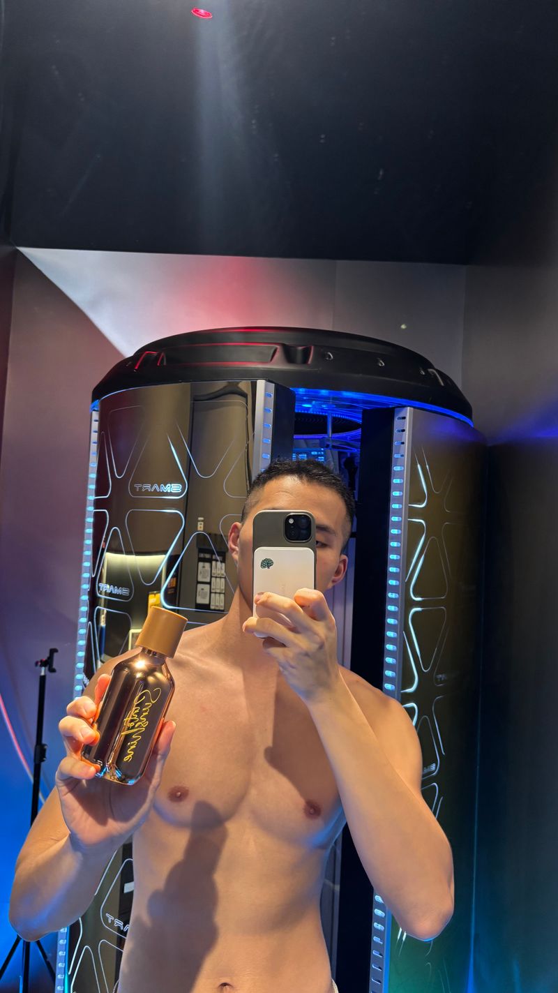 光有引力SUNBUDDY 依晒 - 助晒乳进阶指南：如何选对“加速器”，让古